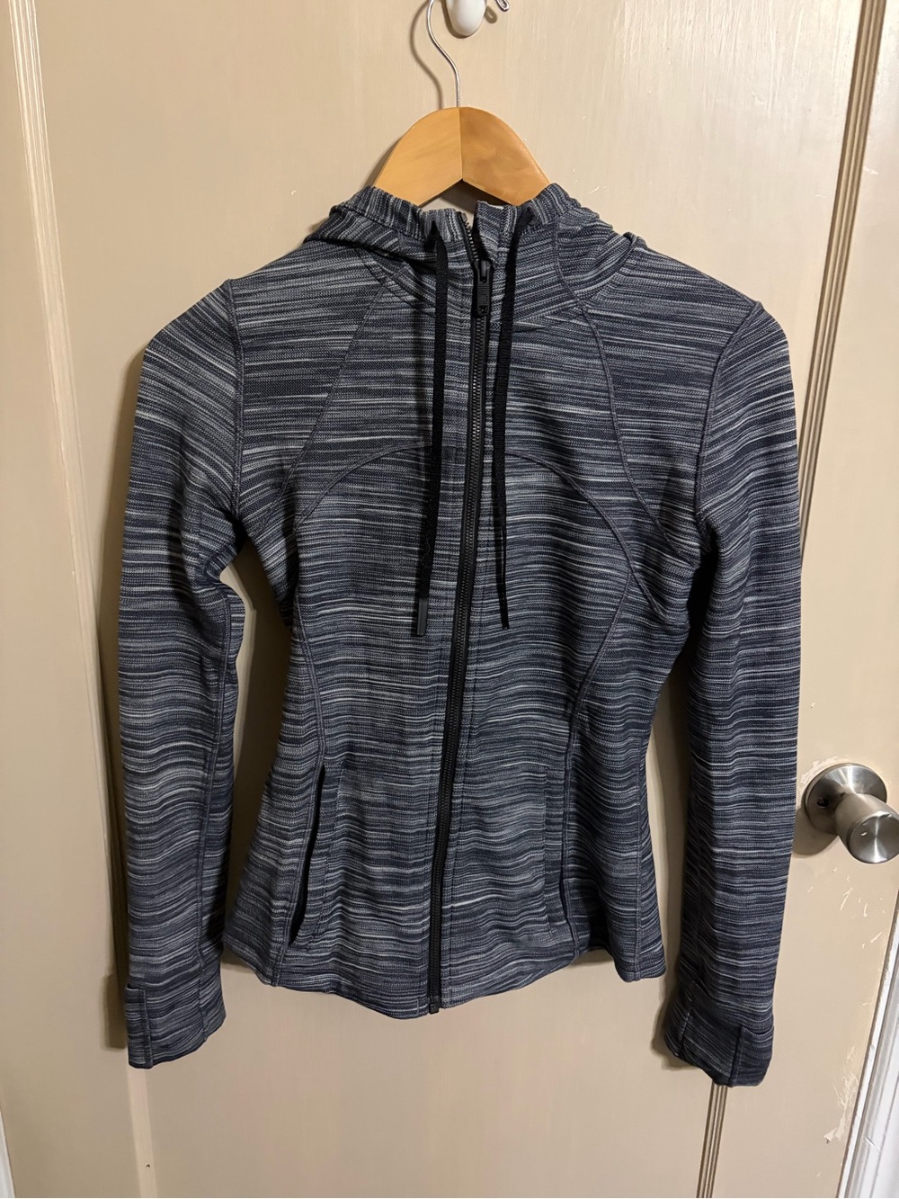 Lululemon hooded define jacket